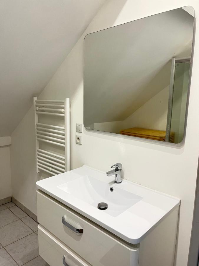 Ecu : Superbe Appartement Avec Exterieur Remeš Exteriér fotografie